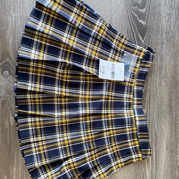 Forever 21 plaid skirt 11 - Picture 3 of 4